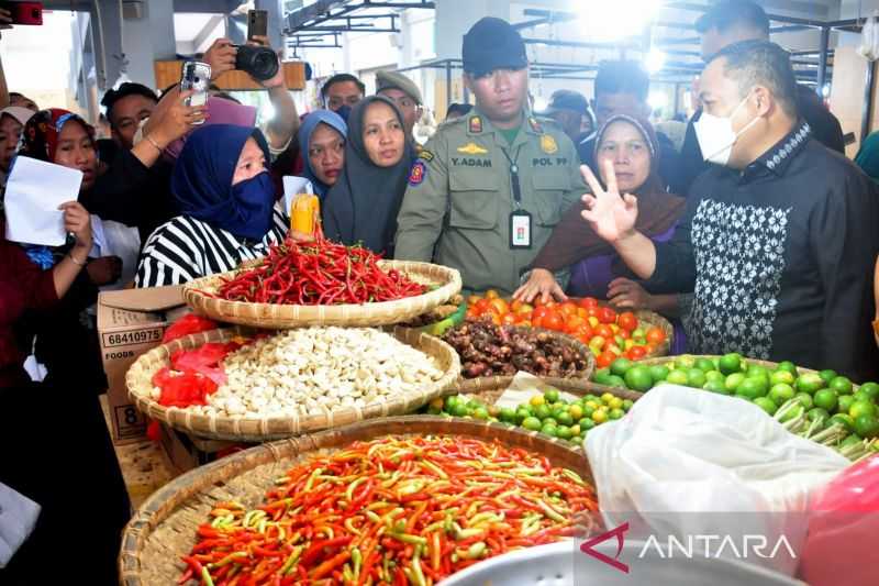 Atasi Lonjakan Harga, Pemprov Gorontalo Gelar Operasi Pasar Cabai Rawit Dan Tomat