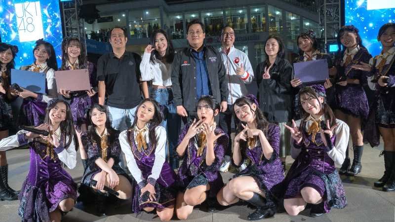 Axioo Kolaborasi dengan JKT48 Luncurkan HYPE 5 AMD X3 Lollipop Edition 2