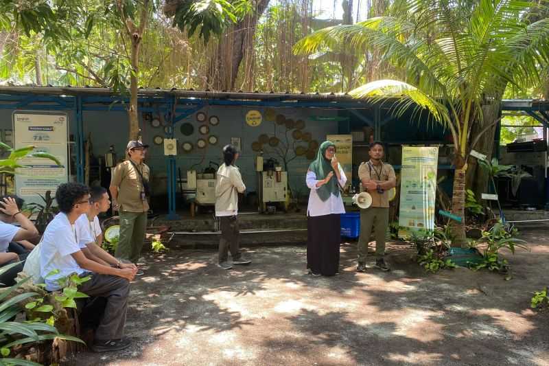 Ayo Bergerak Bersama, Dari Pulau Pramuka untuk Laut yang Bersih dari Sampah Plastik