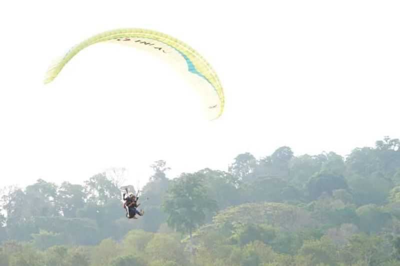 Ayo Berwisata, Kabupaten Madiun Kembangkan Potensi Wisata Paralayang di Desa Klangon