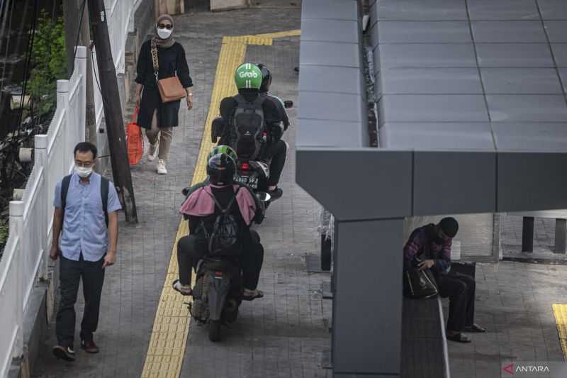 Ayo Diperbaiki, Pedestrian di DKI Jakarta Masih Belum Ramah untuk Difabel