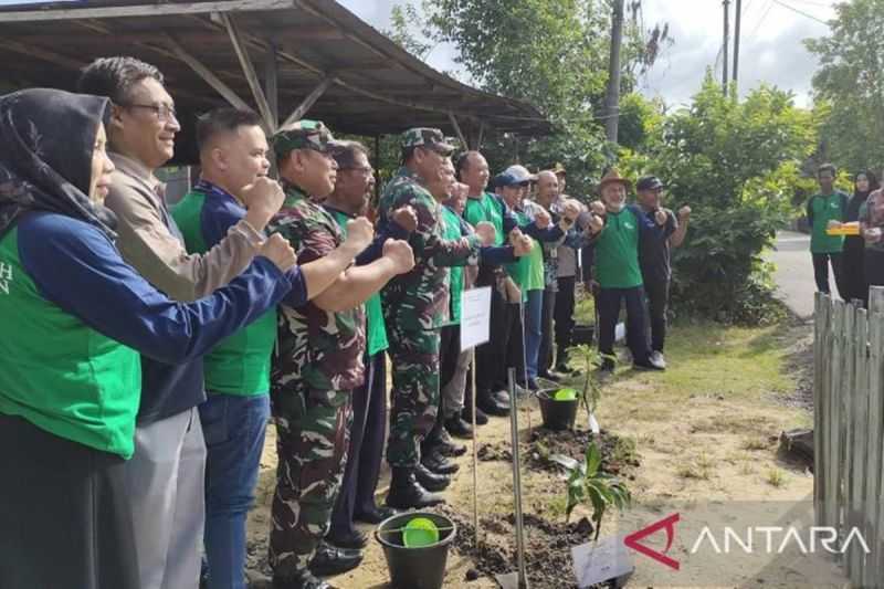 Ayo Gelorakan Gerakan Tanam Satu Rumah Satu Pohon