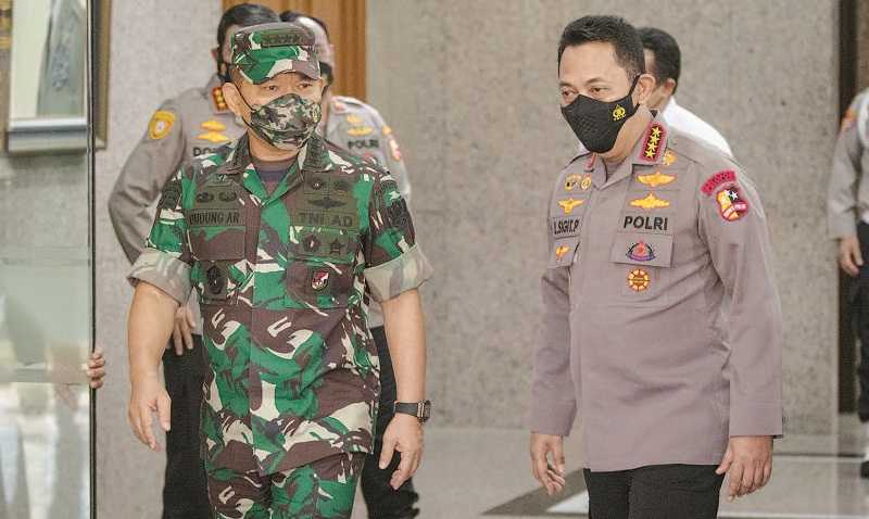 BAHAS SINERGI TNI DAN POLRI