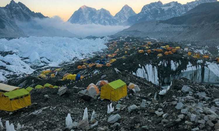 Bahaya! Base Camp Gunung Everest Pindah dan Menjauh dari Gunung Karena Hal Ini, Krisis Iklim Makin Parah?