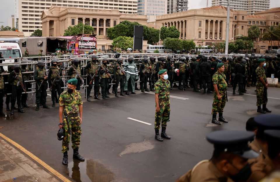 Baku Serang! Pasukan Keamanan Sri Lanka Serang Kamp Pengunjuk Rasa Eks Presiden Gotabaya