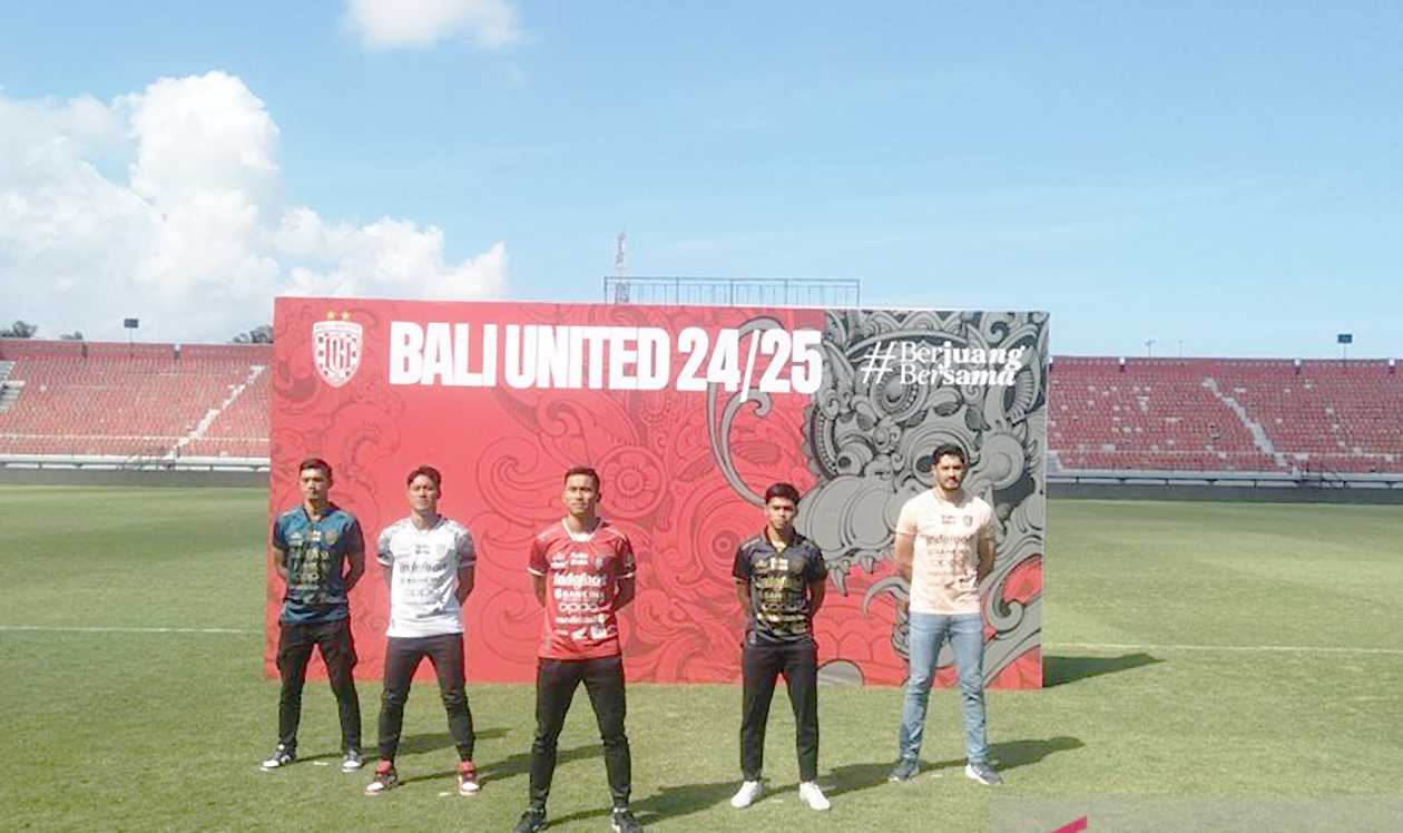 Bali United Gandeng Seniman Desain Jersi Baru