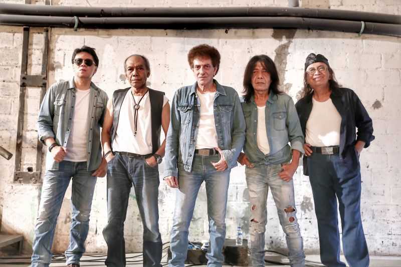 Band Legendaris God Bless Rilis Video Klip dengan Format Animasi