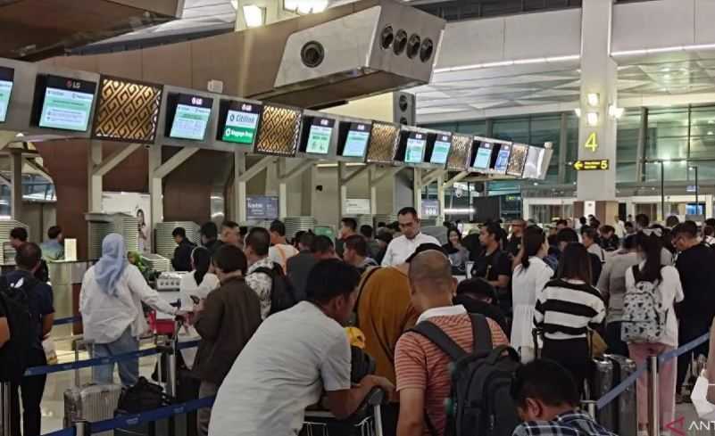 Bandara Soetta Juga Terdampak Gangguan IT, Check In Penumpang Dilakukan Manual