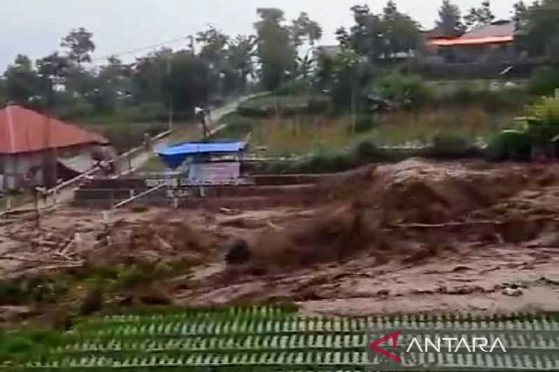 Banjir Bandang dan Longsor Terjang Nagari Surian Kabupaten Solok Sumbar