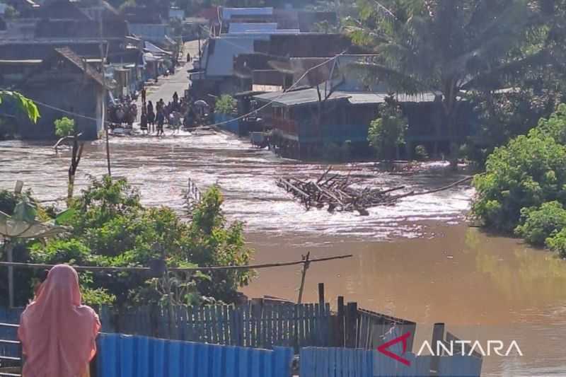 Banjir Bandang Kembali Terjang Sumbawa, Jembatan Penghubung Desa Putus