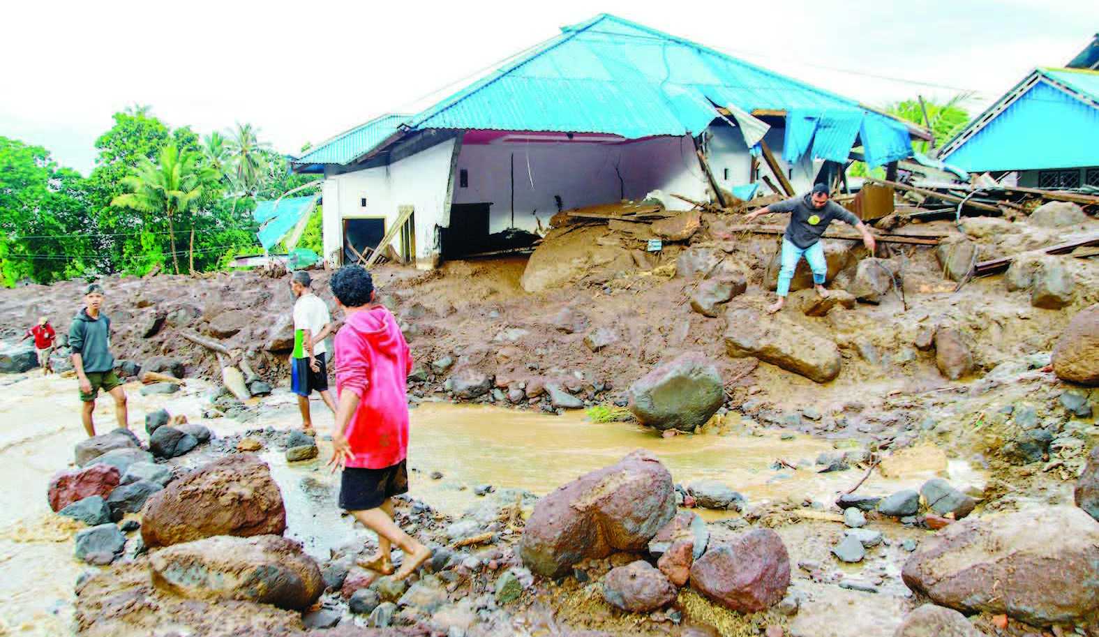 BANJIR BANDANG MENERJANG KELURAHAN RUA, KOTA TERNATE