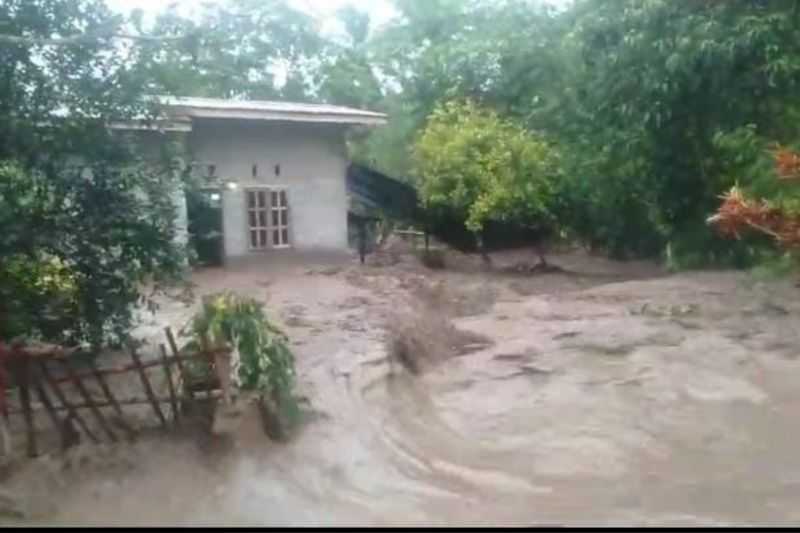Banjir Bandang Rendam Puluhan Rumah Warga Kabupaten Sigi Sulawesi Tengah