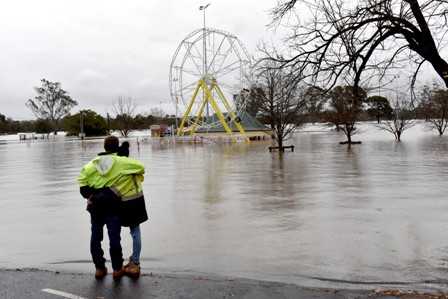 Banjir Sebabkan Ribuan Warga Australia Mengungsi