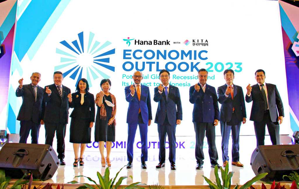 Bank Hana Gelar Economic Outlook 2023 1