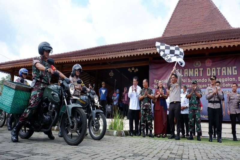 Bantu Atasi Bayi Kerdil, Polda DIY Salurkan Makanan Bergizi Paket Bubur Kacang Hijau, Vitamin, dan Telur