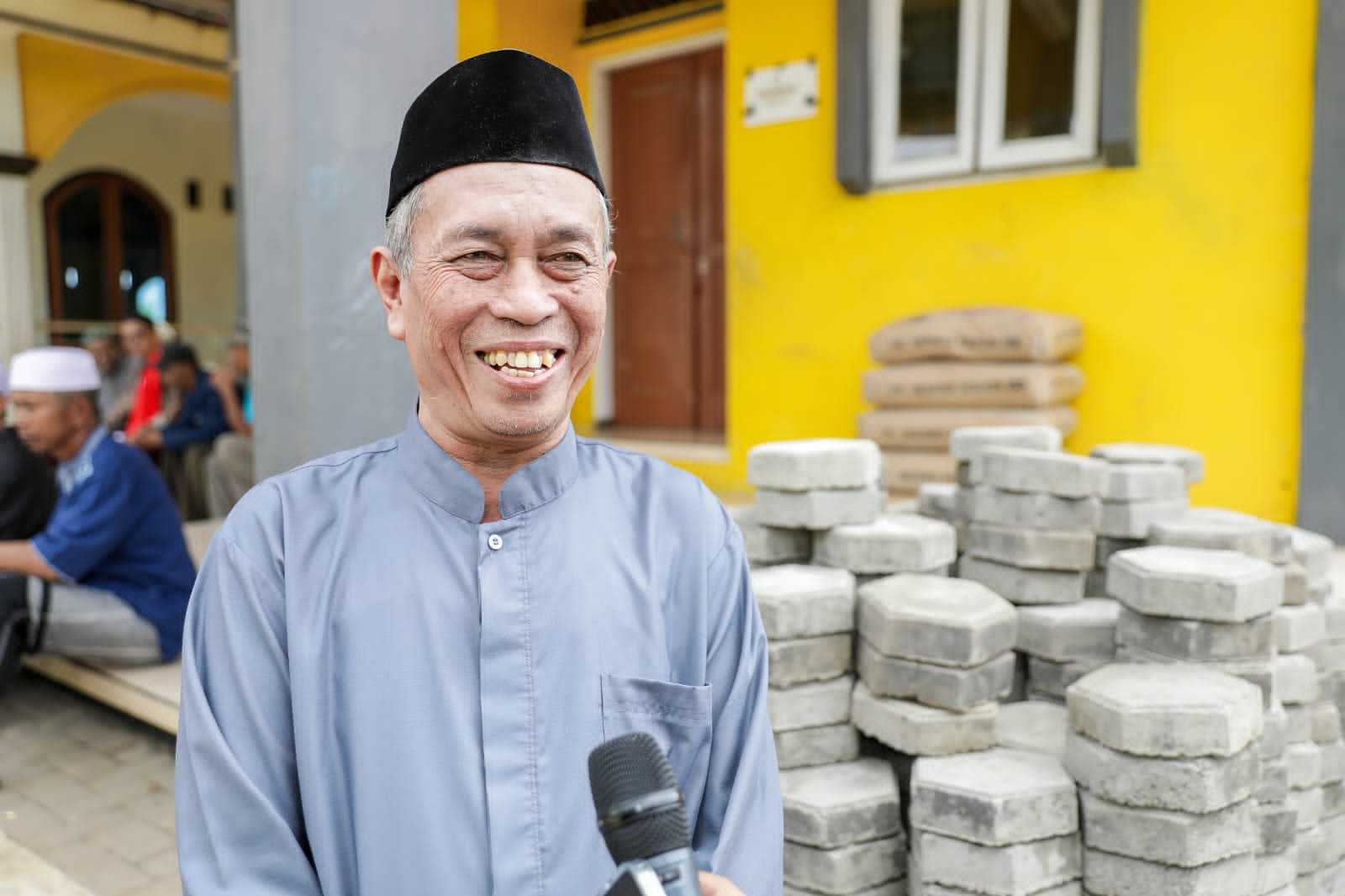 Bantuan Paving Block Petebu Ganjar Bikin Warga Tasikmalaya Lebih Nyaman Beraktivitas 3