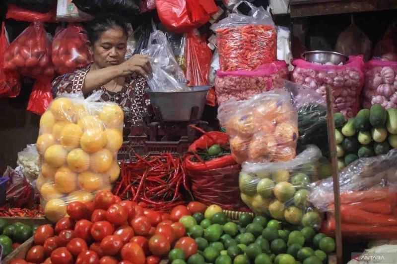 Bapanas Catat Harga Bawang Merah Rp25.950 per Kg, Minyak Rp15.940 Kg