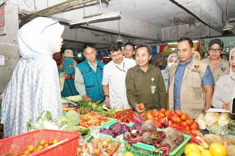 Bapanas Catat Harga Pangan Fluktuatif, Cabai Rp65.560 per Kg dan Beras Rp13.560 per Kg