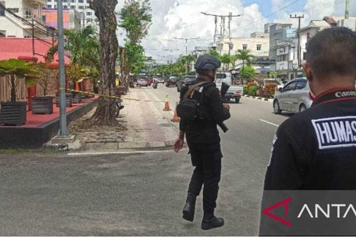 Barang Mencurigakan Teronggok di Depan Mapolres Tarakan, Gegana Merespons Cepat