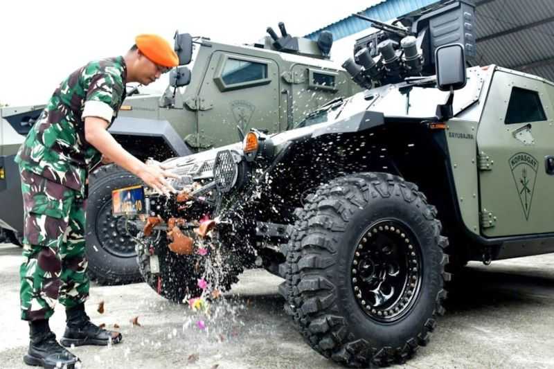 Batalyon Komando 462 Kopasgat terima kendaraan tempur lapis baja baru