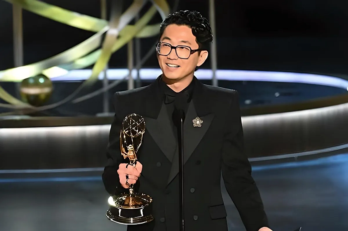 'Beef' Dan 'The Bear' Raih Piala Emmy Awards 2024 Terbanyak