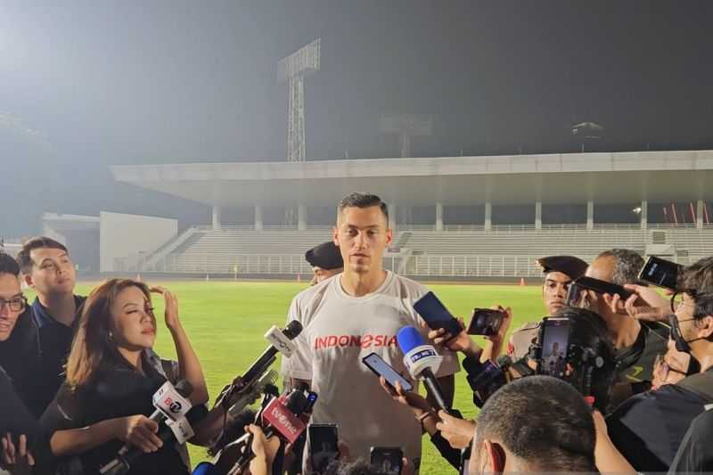 Bek Timnas Indonesia Jay Idzes Minta Para Penggemar Dapat Maafkan Kesalahan Pemain