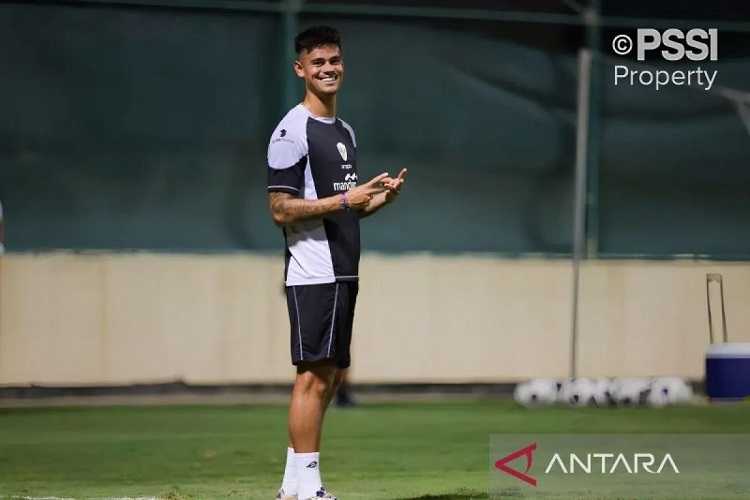 Bek Timnas Indonesia Mees Hilgers Berharap Mendapatkan Debutnya saat Melawan Bahrain