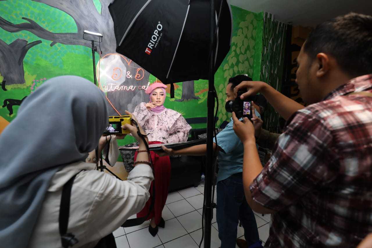 Belajar Ilmu Fotografi Bersama Srikandi Ganjar Jabodetabek