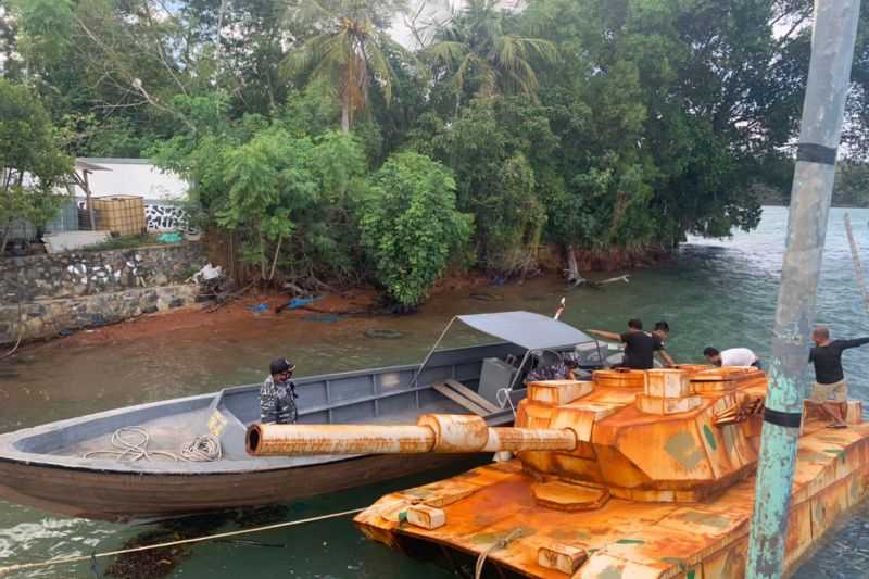Benda Aneh Apa Ini, TNI AL Selidiki Temuan Mirip Tank di Perairan Bintan