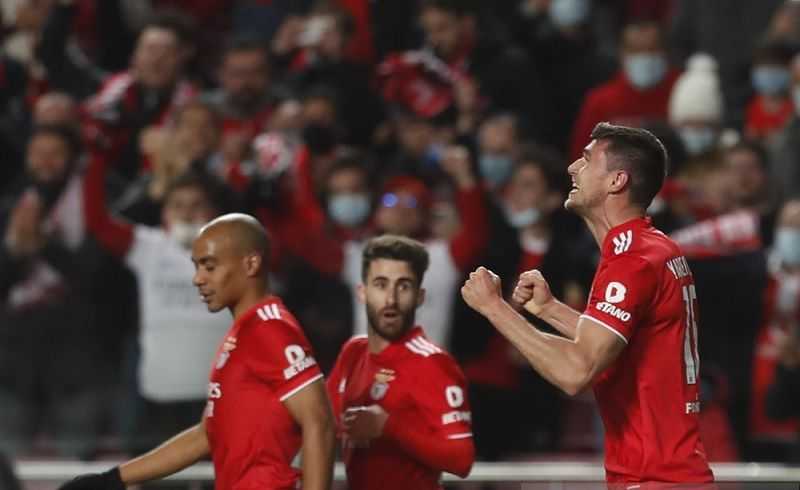 Benfica Susul Bayern ke Babak 16 Besar Liga Champions