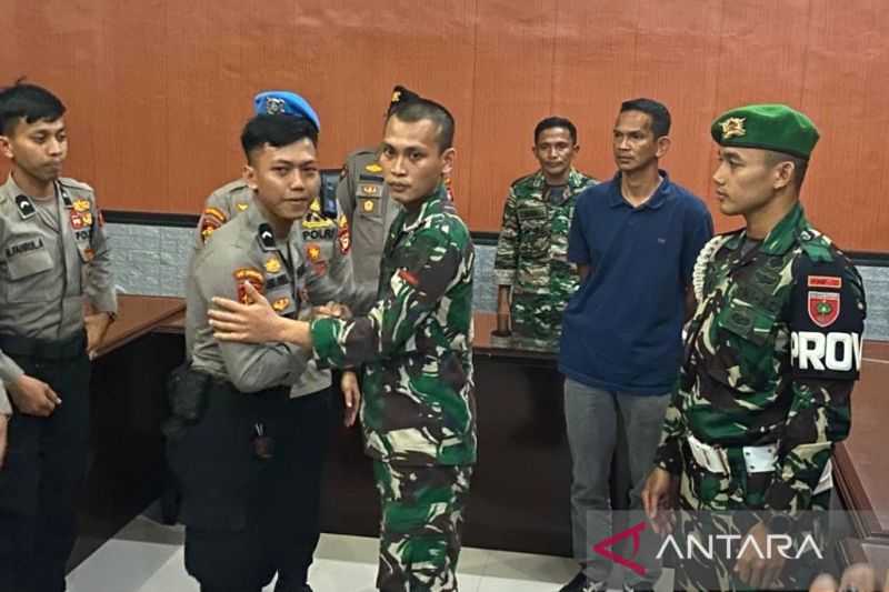 Berakhir Damai, Kapolda dan Pangdam Damaikan Perselisihan Personel TNI-Polri di Makassar