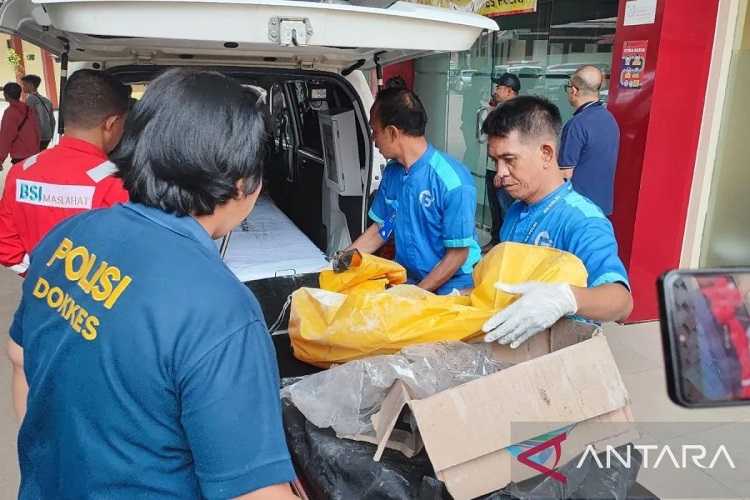 Berita Duka, RS Polri Terima 12 Kantong Jenazah Korban Kebakaran Pabrik di Bekasi