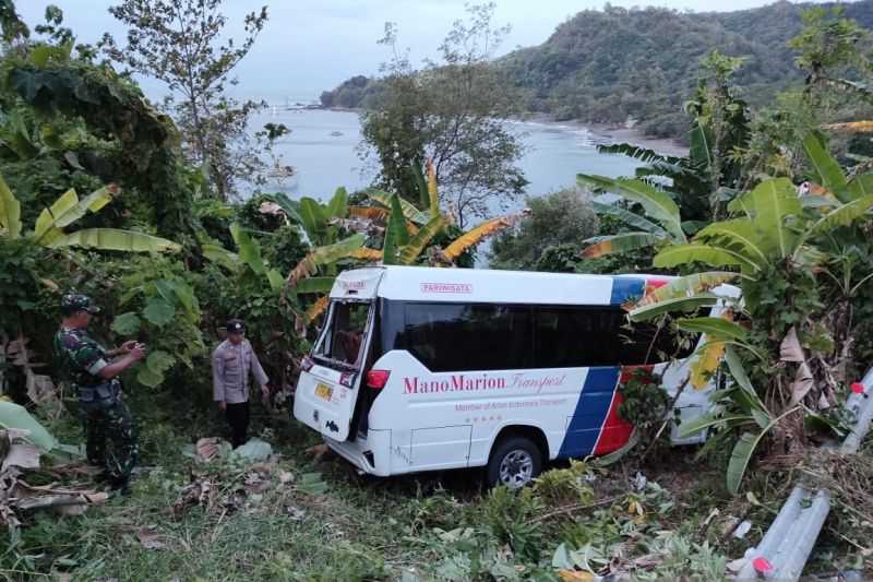 Berita Duka yang Mengagetkan, Bus Wisatawan Terguling di Cilegok Sebabkan Seorang Meninggal