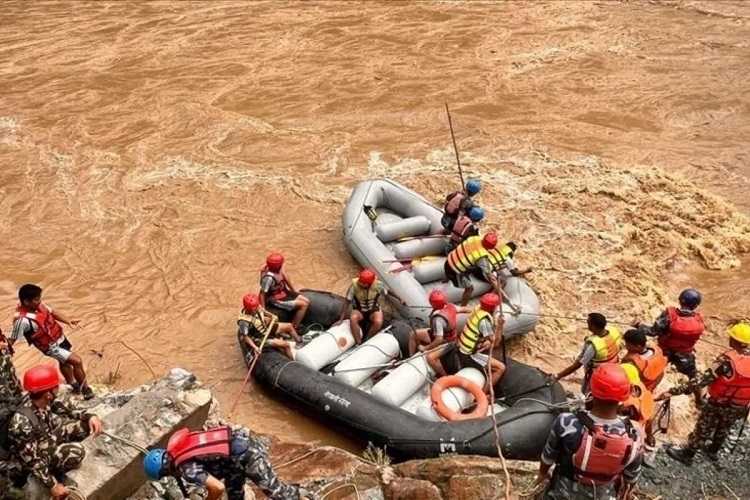 Berita Duka yang Mengagetkan, Setidaknya 112 Orang Tewas Akibat Banjir Dahsyat di Nepal