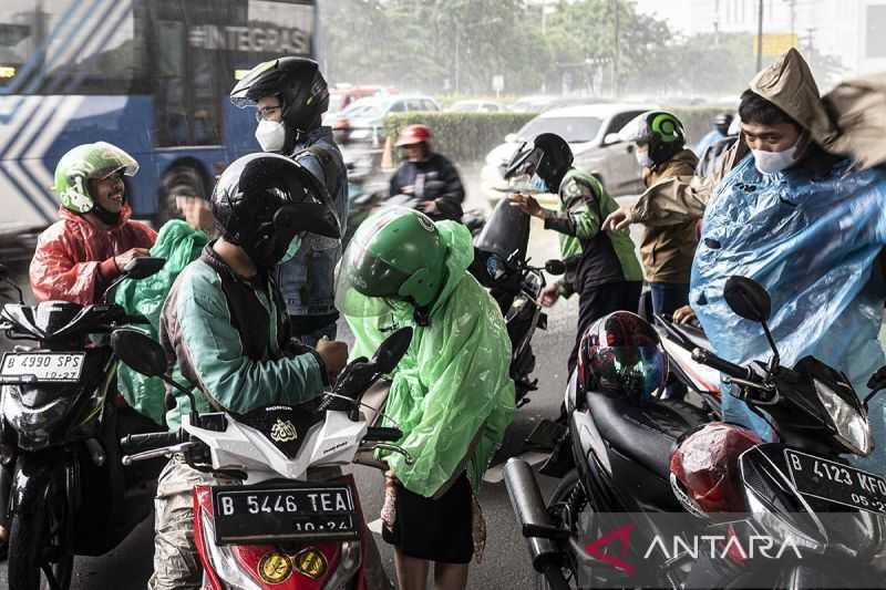 Berita Gembira, BMKG: Jakarta Selatan Diperkirakan Hujan Pada Jumat Siang hingga Malam