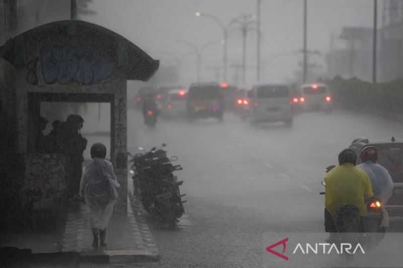 Berita Gembira, BMKG Sumsel Prakirakan Musim Hujan Mulai November 2023