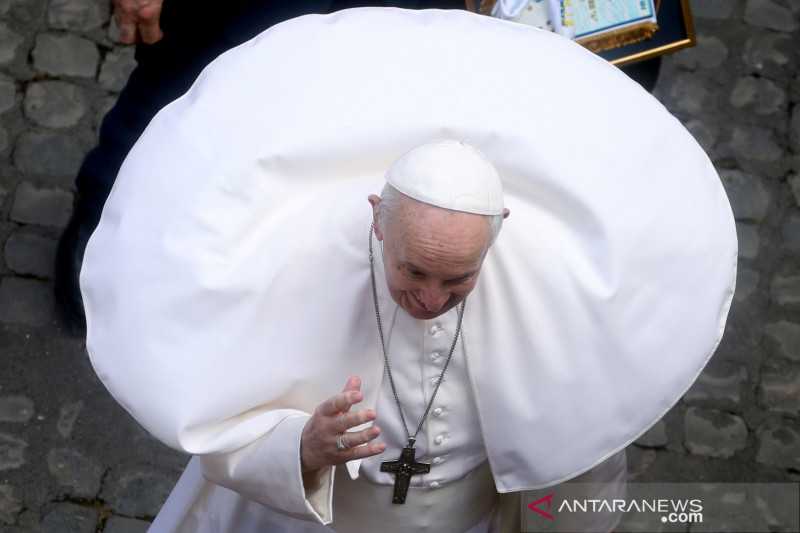 Berita Gembira, Kondisi Paus Fransiskus Makin Membaik Setelah Jalani Operasi Usus