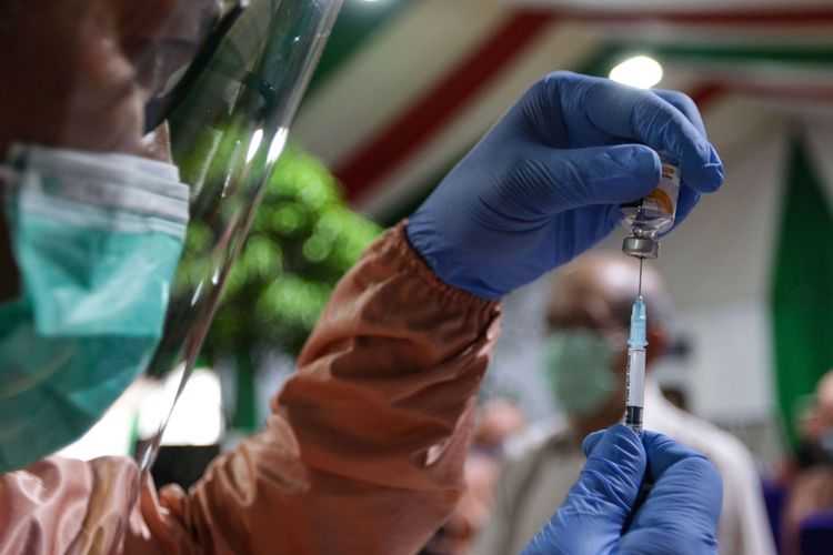Berita Gembira Vaksin Booster Siap Tahun Depan dan Bebas Pilih Merek