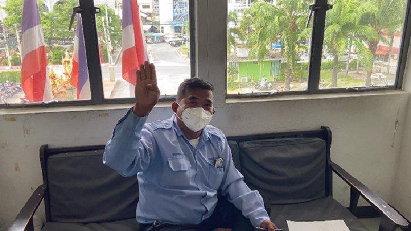 Berkat Belajar Isyarat Gerakan Tangan di TikTok, Seorang Sopir Taksi Luput dari Aksi Kejahatan Penumpangnya