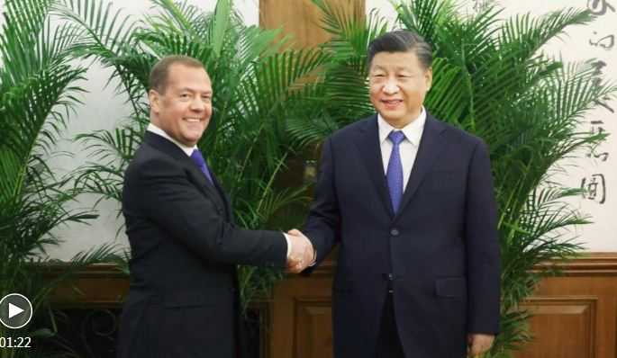 Bertemu Dmitry Medvedev, Presiden Tiongkok Desak Rusia untuk Menahan Diri