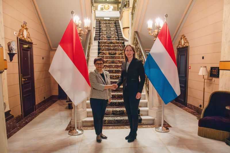 Bertemu Menlu Belanda, Retno Bahas Kerja Sama Ekonomi hingga Palestina