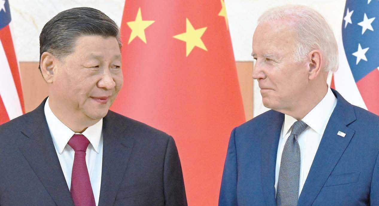 Biden dan Xi Gelar Pembicaraan Telepon untuk Atasi Ketegangan