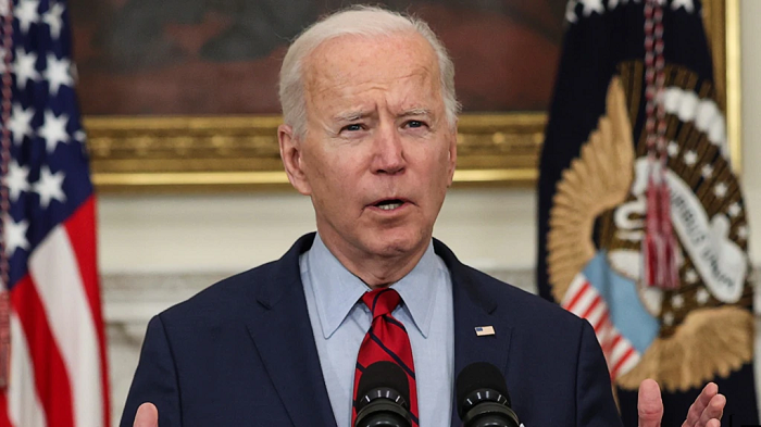 Biden Serukan Larangan Senjata Serbu Pasca Penembakan Massal di Colorado