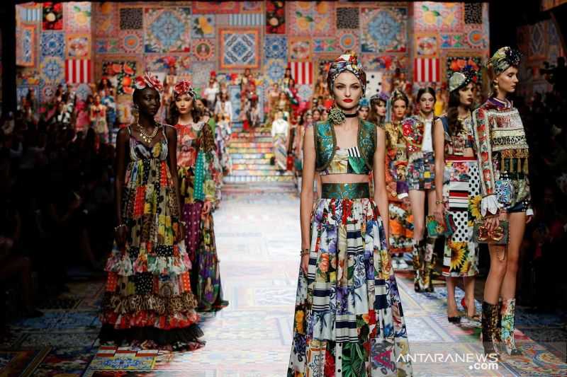 Bidik Gen Z, Dolce & Gabbana Bakal Keluarkan Produk Kecantikan
