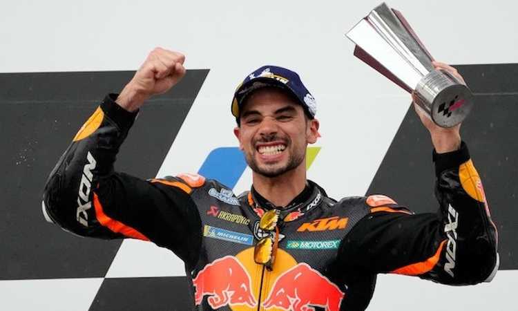 Bikin Bangga Indonesia! Pembalap Miguel Oliveira Persembahkan Gelar Juara MotoGP Mandalika untuk Staf Hotel di Lombok Bernama Risman Karena Hal Ini