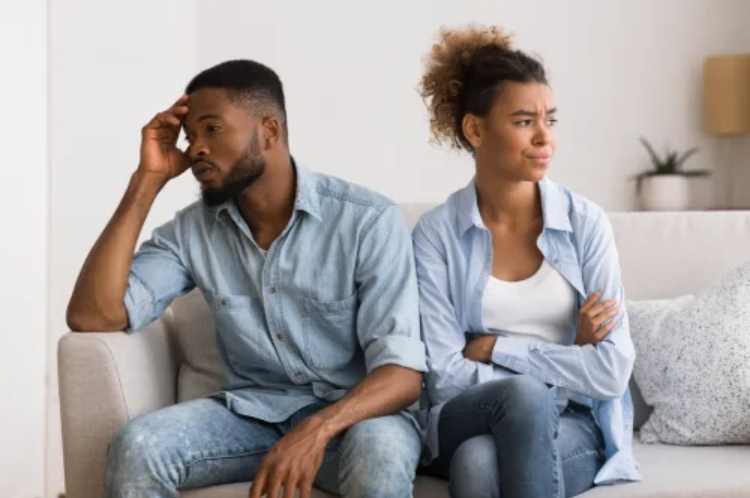 Bikin Cemas, Ini Lima Tanda Pasangan Berbohong yang Harus Diwaspadai