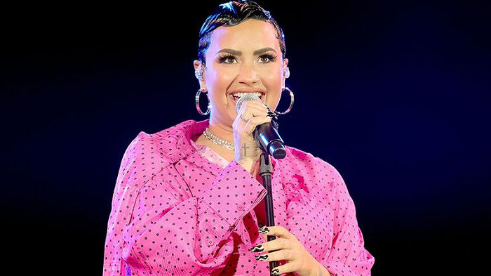 Bikin Kejutan..., Penyanyi Demi Lovato Ungkap Dirinya adalah Non-Biner