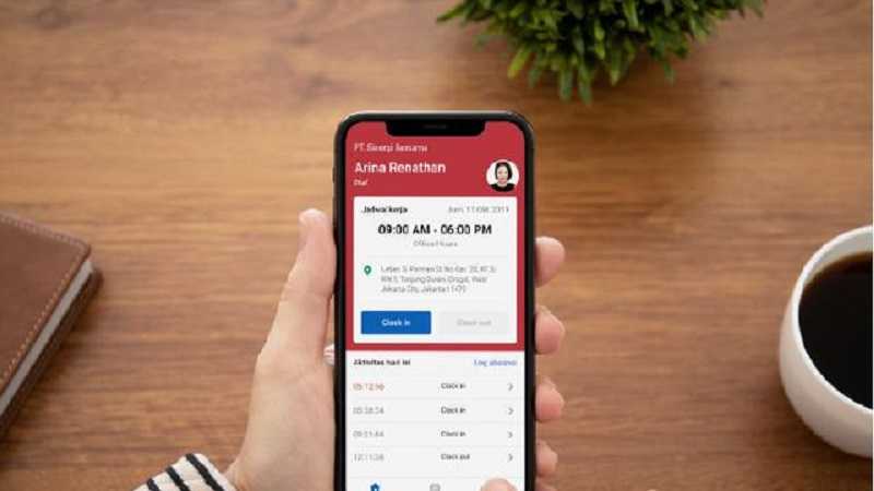 Bingung Absensi Selama Kerja di Rumah? Gunakan Aplikasi absensi online!