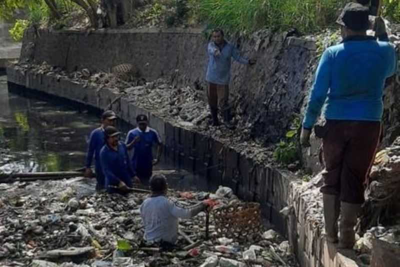 Bisa Ditiru Cara Ini, Pemkot Denpasar Pasang Jaring Sampah di Setiap Perbatasan Desa