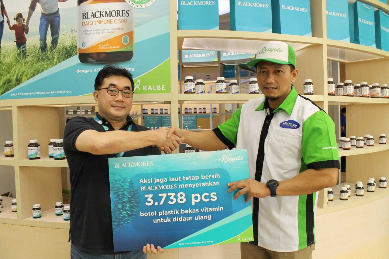 Blackmores Indonesia Berhasil Kumpulkan Lebih Dari 3.700 Sampah Botol Plastik Melalui Program Blackmores Peduli ‘Tukar Botol’